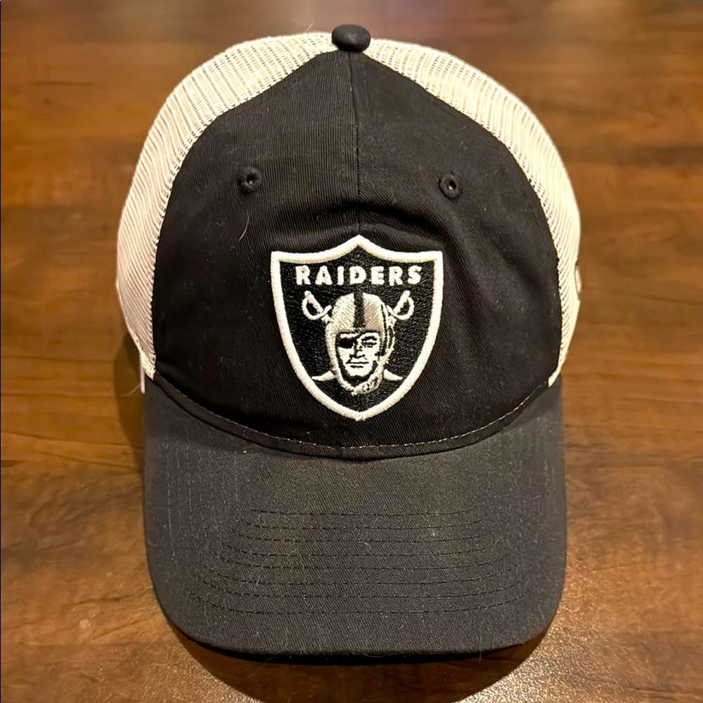 Black and White Raiders Baseball Cap